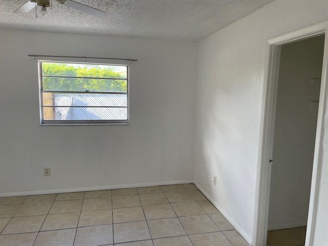 Building Photo - 3320 51st Ave Dr W