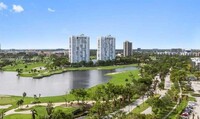 Building Photo - 3731 N Country Club Dr