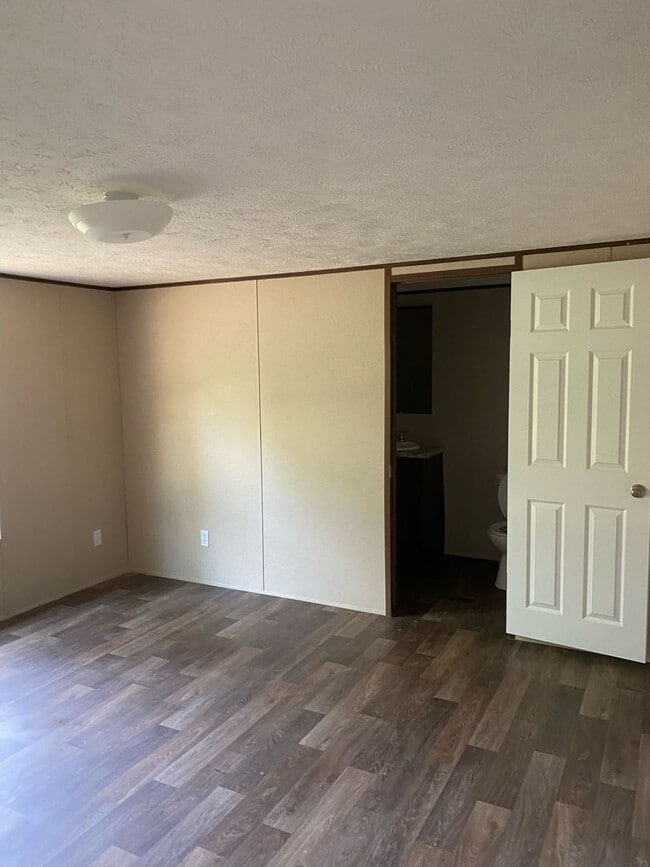 Building Photo - Rental Property in Desoto Parish