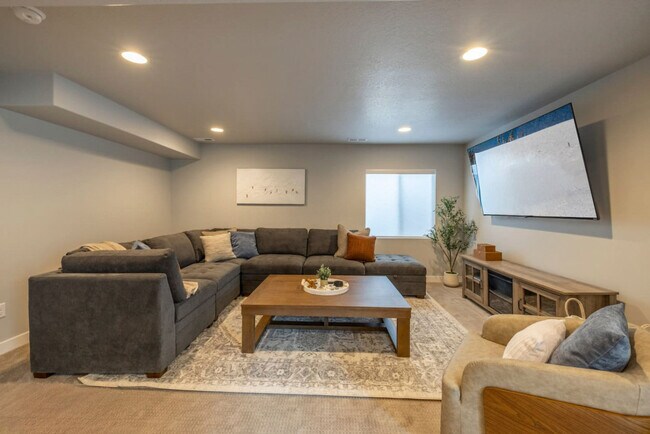 Building Photo - 1854 N High Uintas Ln