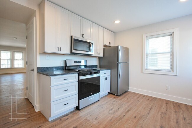 Building Photo - 1257 N 6th St