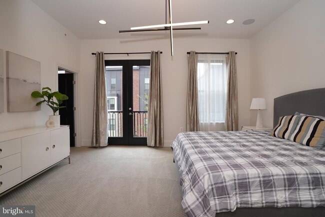 Building Photo - 44655 Provincetown Dr