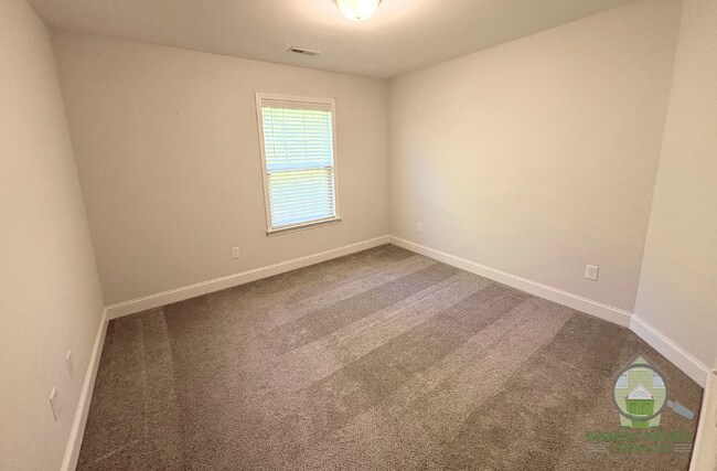 Building Photo - 400 Ansel Woods Ln