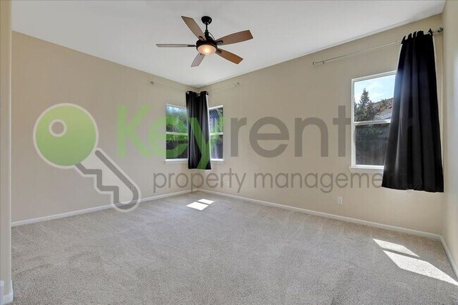Building Photo - 9448 Syrah Ct