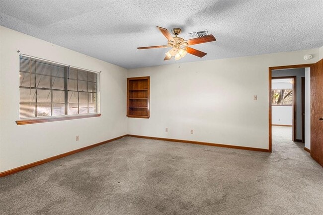 Building Photo - 108 Augusta Ln