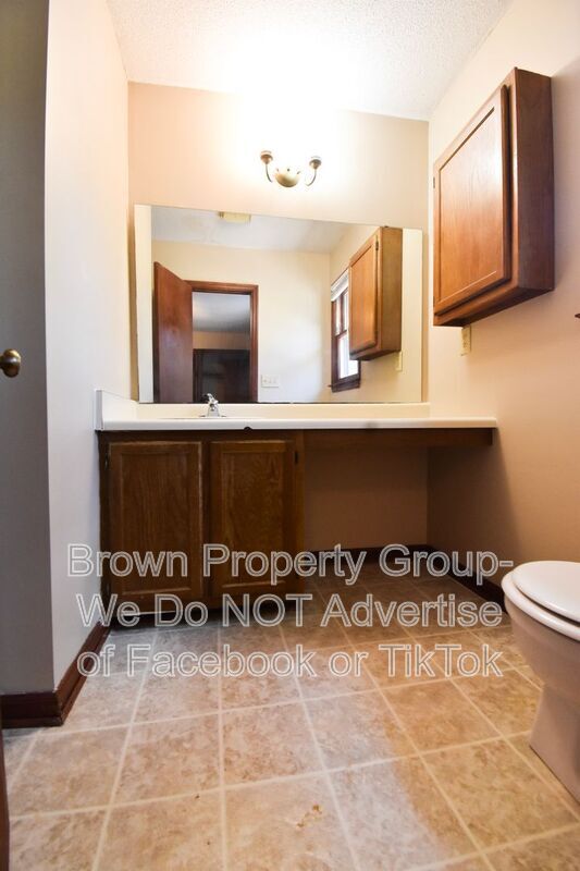 Building Photo - 146 Homeplace Ct