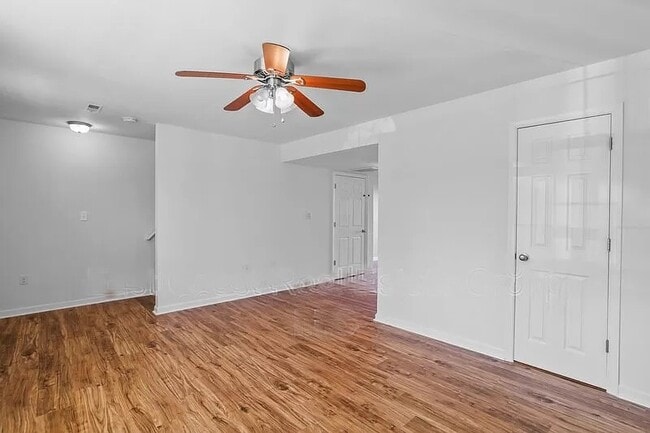 Building Photo - 39 Stix Ln