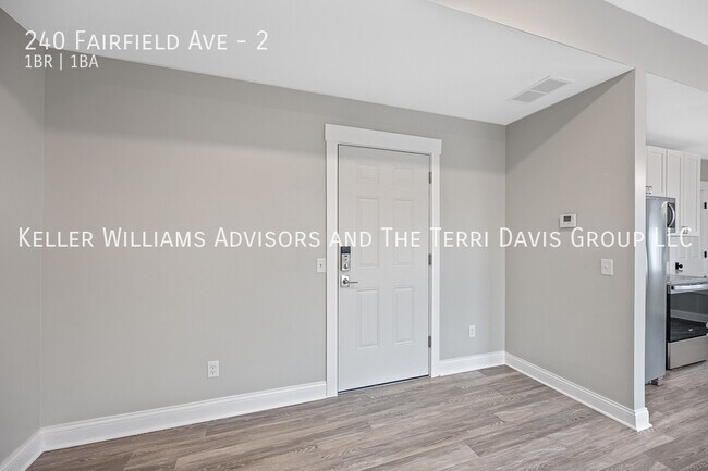 Building Photo - 240 Fairfield Ave