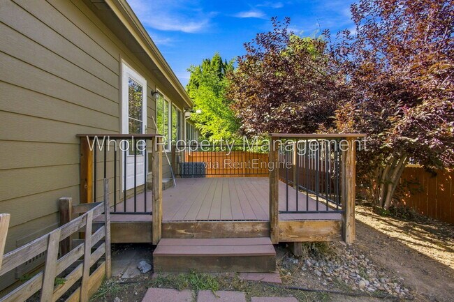 Building Photo - 3189 E 106th Ave