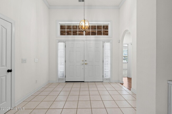 Building Photo - 943 Sandpiper Bay Dr SW