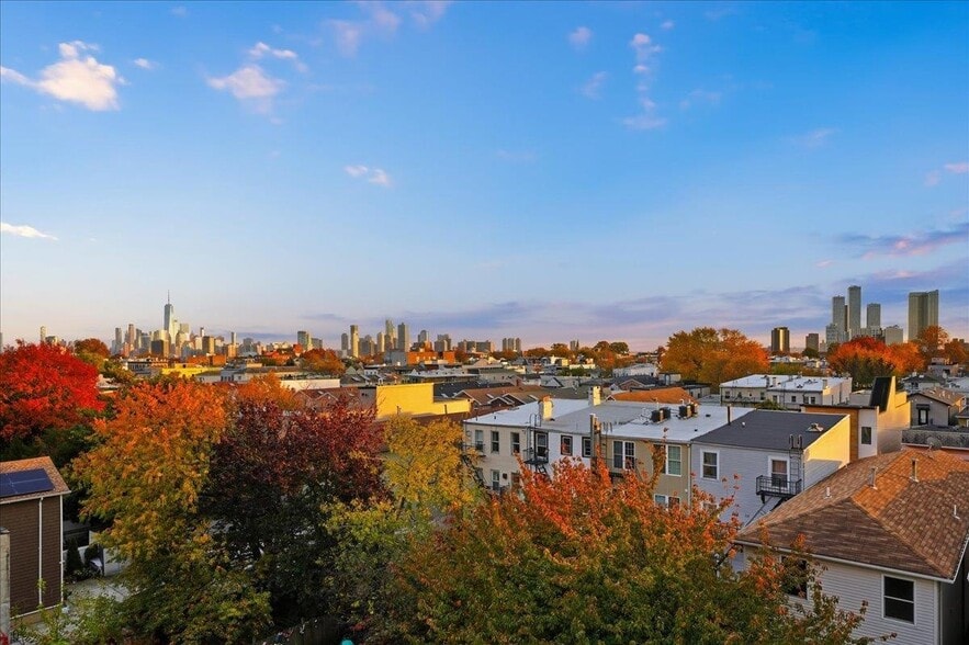 Building Photo - 3516 John F. Kennedy Blvd