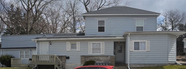 Building Photo - 501 Union St