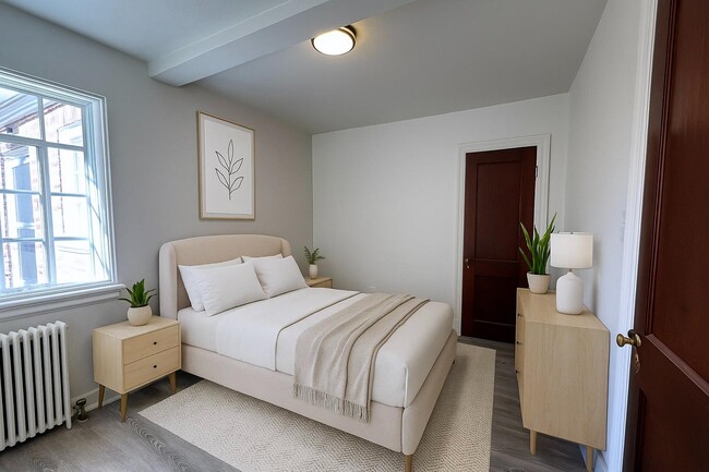 Building Photo - 6 Church St