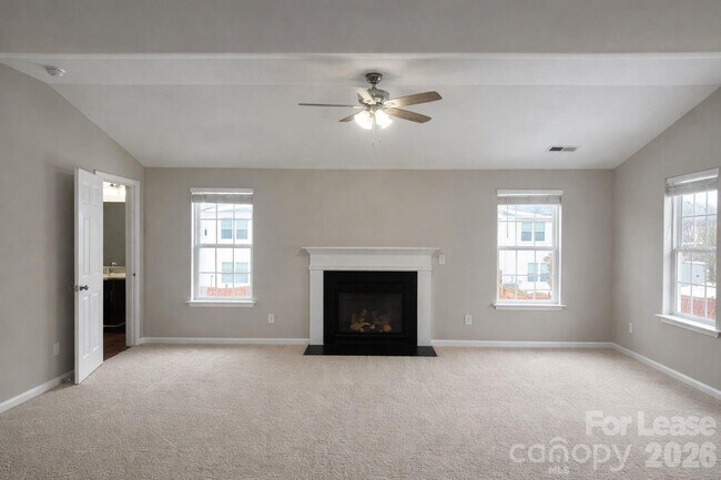 Building Photo - 10545 Barvas St