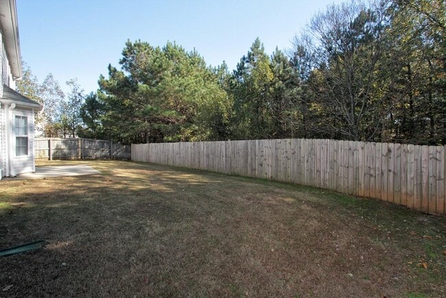 Building Photo - 3508 Hill Pond Dr NE