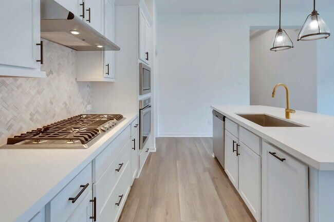 Building Photo - 271 Jefferson Dr