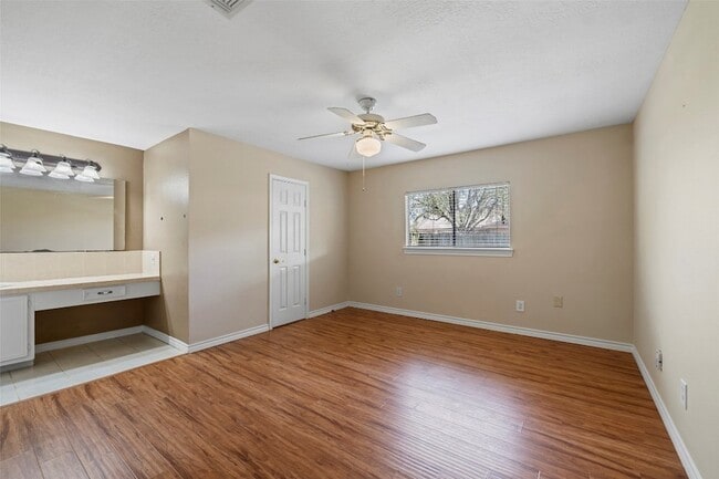 Building Photo - 14154 Whispering Palms Dr