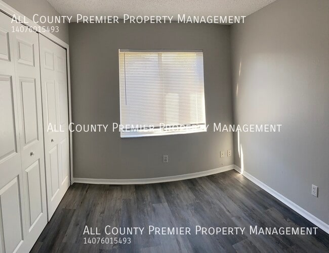 Building Photo - 1215 Ravida Cir