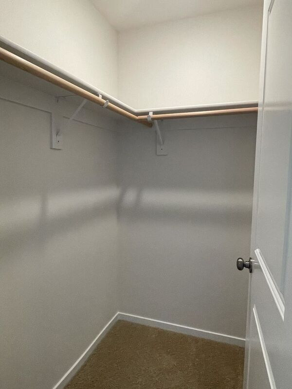 Building Photo - 5430 Remington Dr