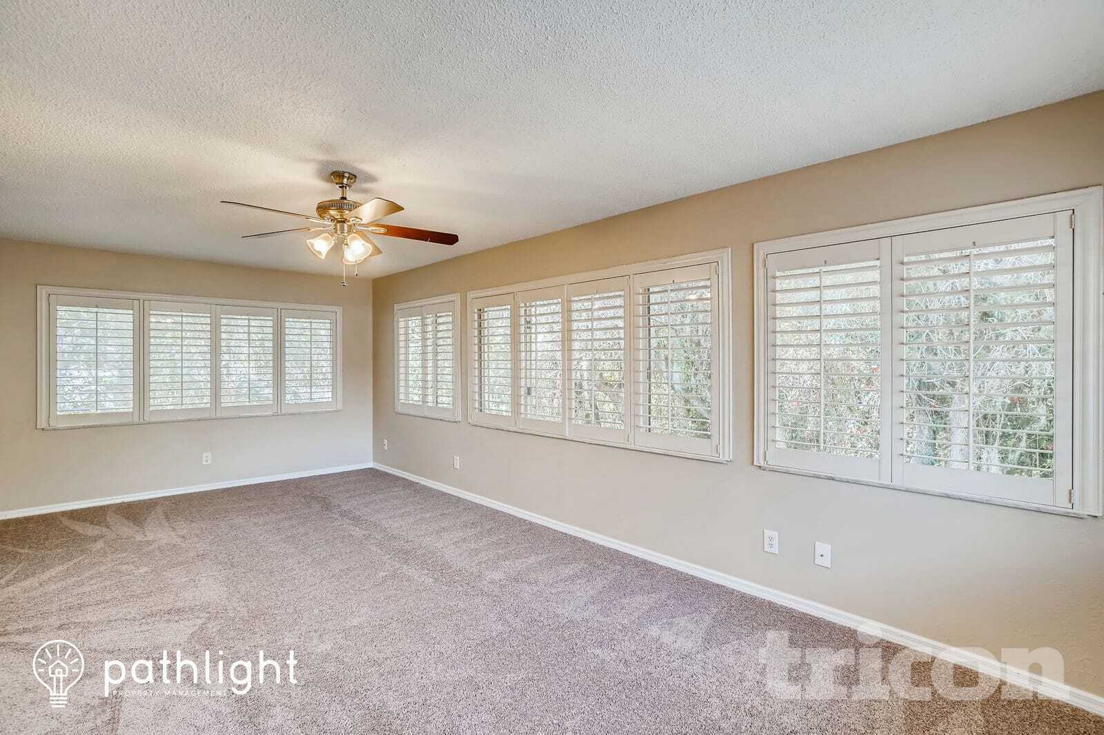 Building Photo - 842 Benchwood Ct