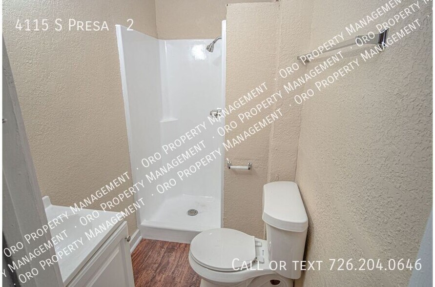 Building Photo - 4115 S Presa-2