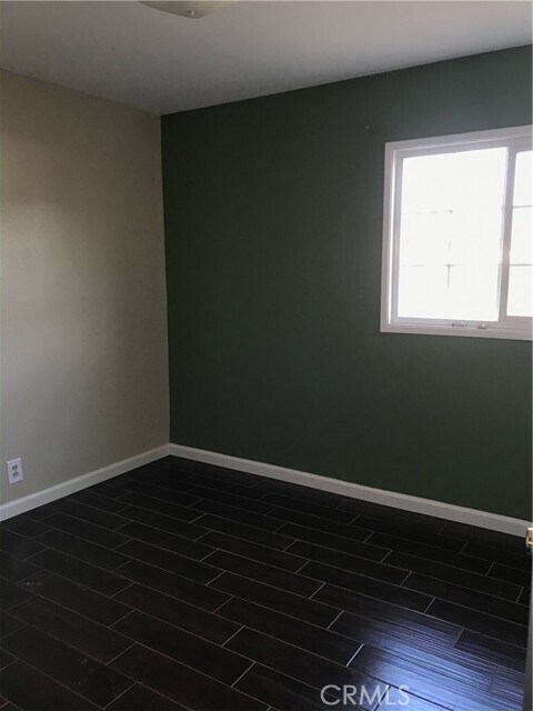 Building Photo - 2233 S Encino Pl