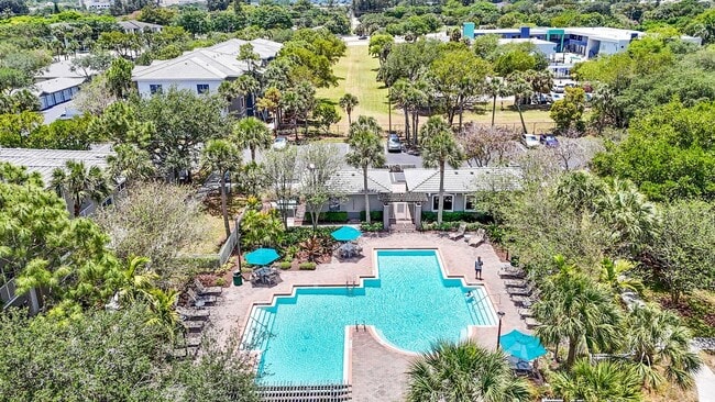 Building Photo - 4102 Emerald Vista