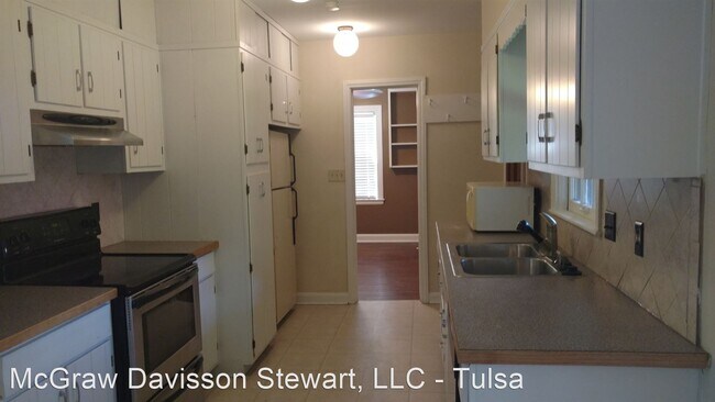 Building Photo - 2 br, 1 bath House - 1648 S Evanston Avenue
