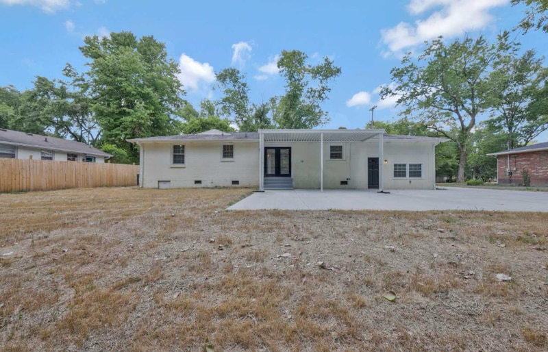 Building Photo - 5009 Suter Dr