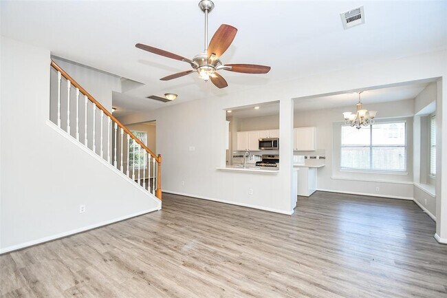 Building Photo - 5523 Poundstone Ct