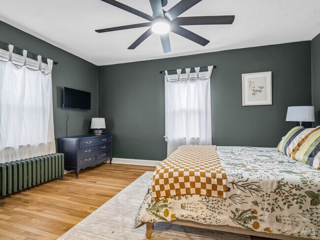 Building Photo - 3621 Silsby Rd