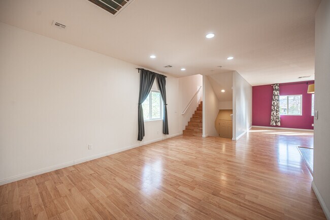 Building Photo - 8904 Harmony Hall Ave