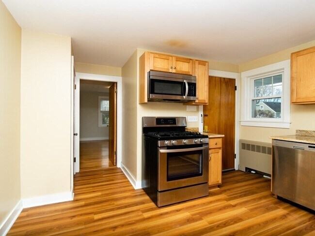 Building Photo - 7 Mangano Ct