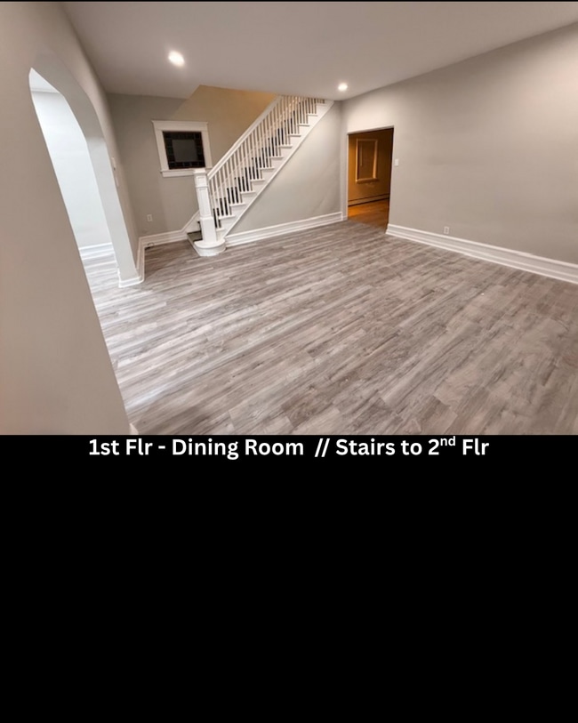 Building Photo - 56 Kent Ln