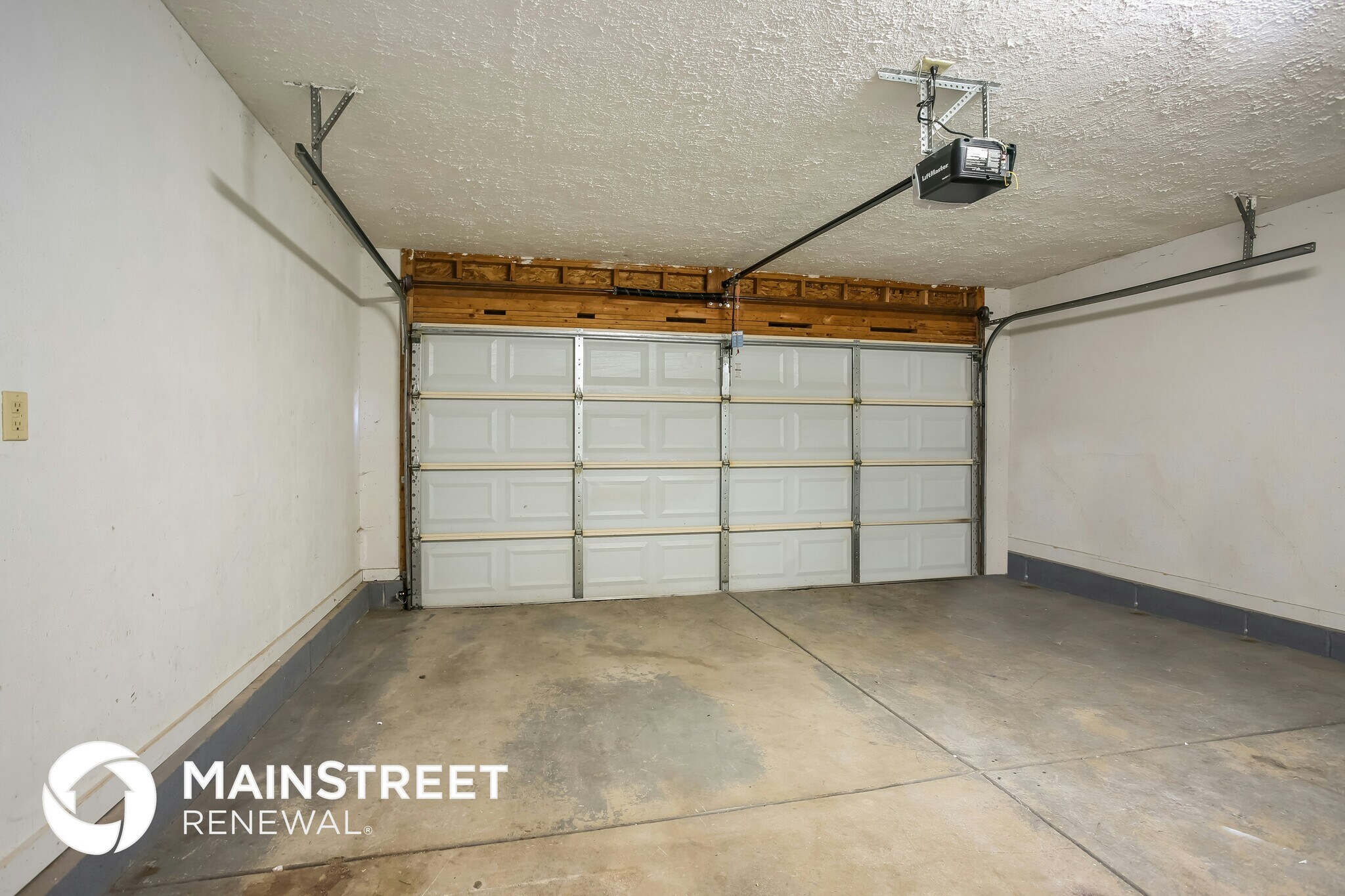 Building Photo - 315 Chatterly Ln