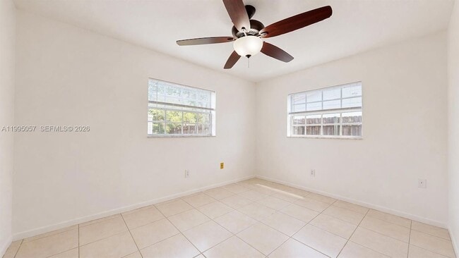 Building Photo - 15305 SW 104th Ave