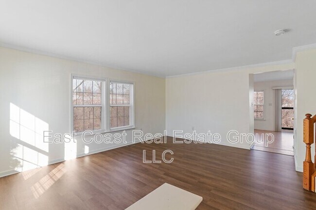 Building Photo - 91 Grindstone Dr