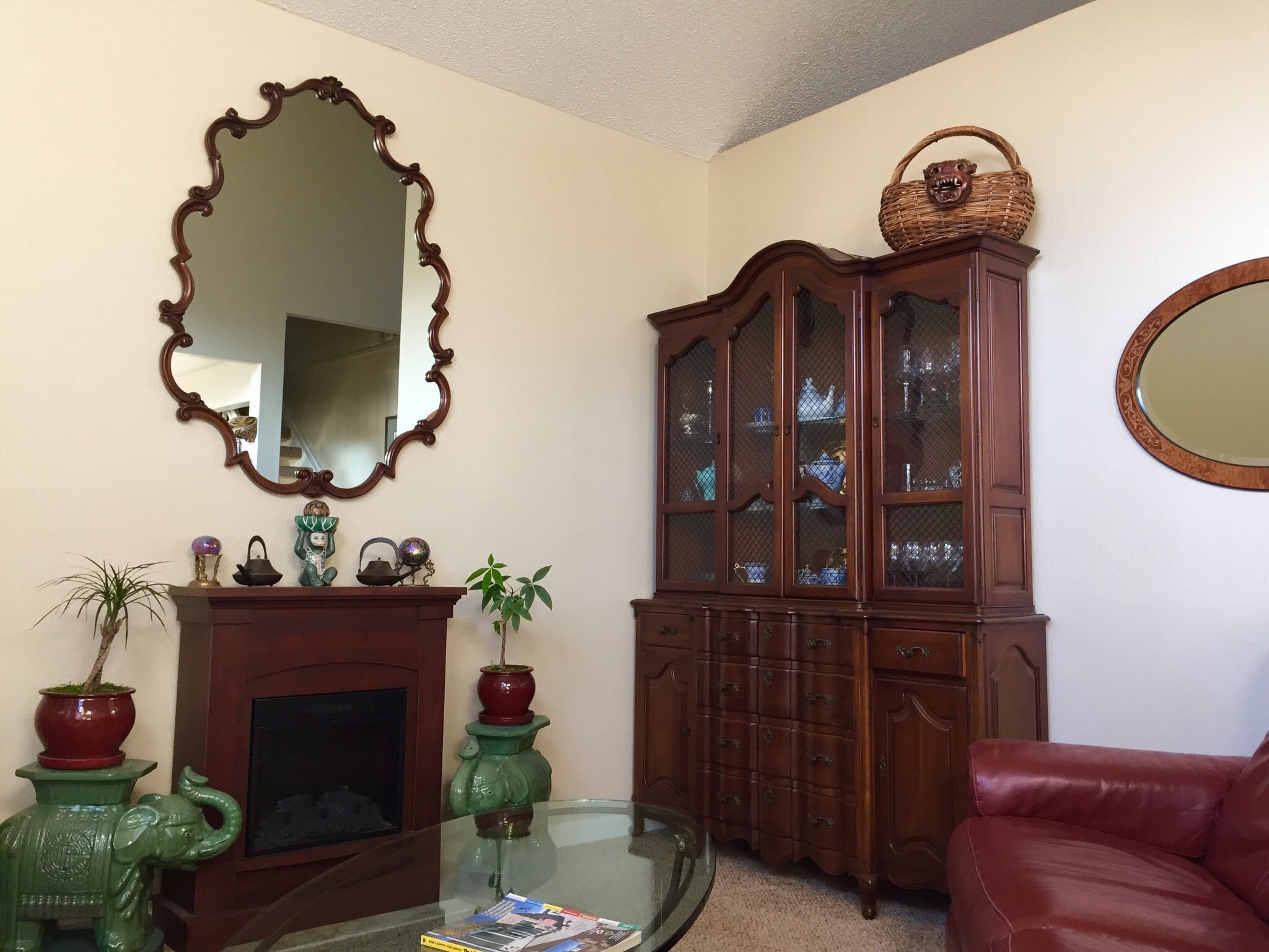 Building Photo - 904 Bond Pl