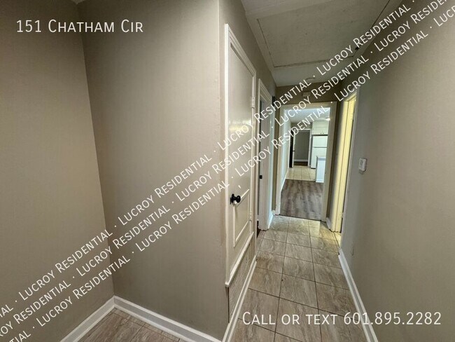 Building Photo - 151 Chatham Cir