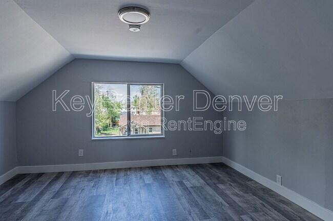 Building Photo - 3570 W Custer Pl