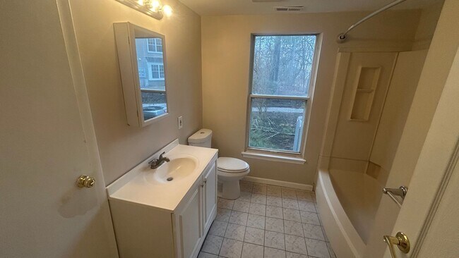 Building Photo - 110 Pheasant Meadow Dr