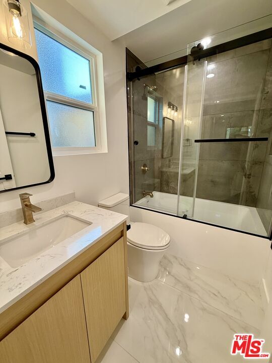 Building Photo - 3900 2nd Ave