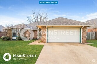 Building Photo - 2425 E Hills Dr