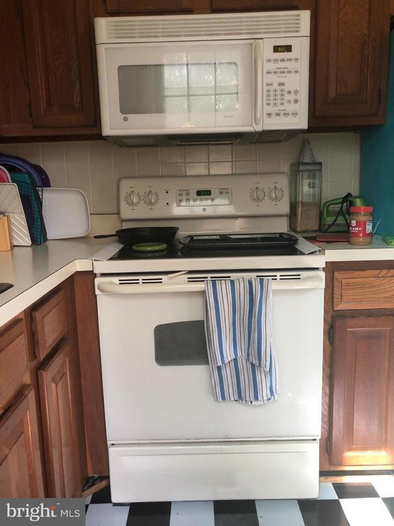 Building Photo - 2803 Arlington Blvd