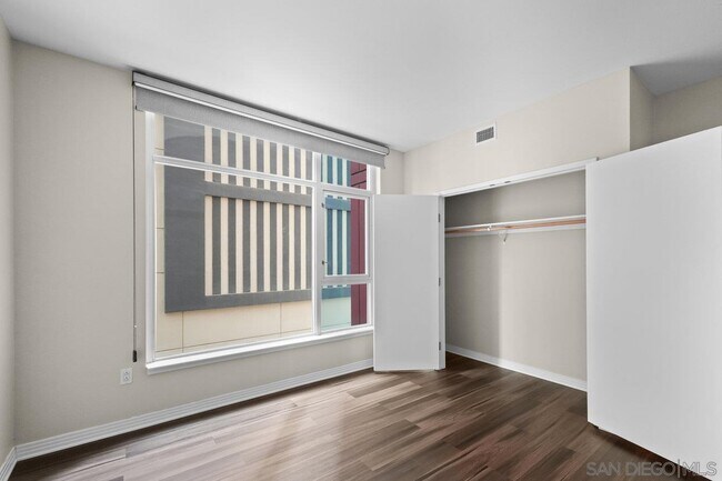 Building Photo - 427 Ninth Ave