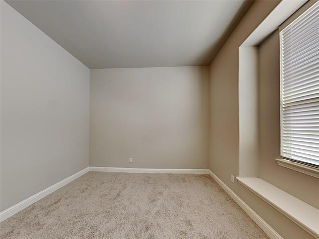 Building Photo - 922 Dartford Dr
