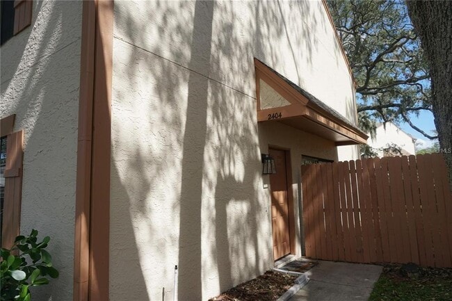 Building Photo - 2404 Brigadoon Dr
