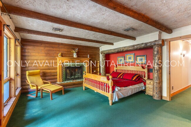 Building Photo - 2718 Stewart Rd