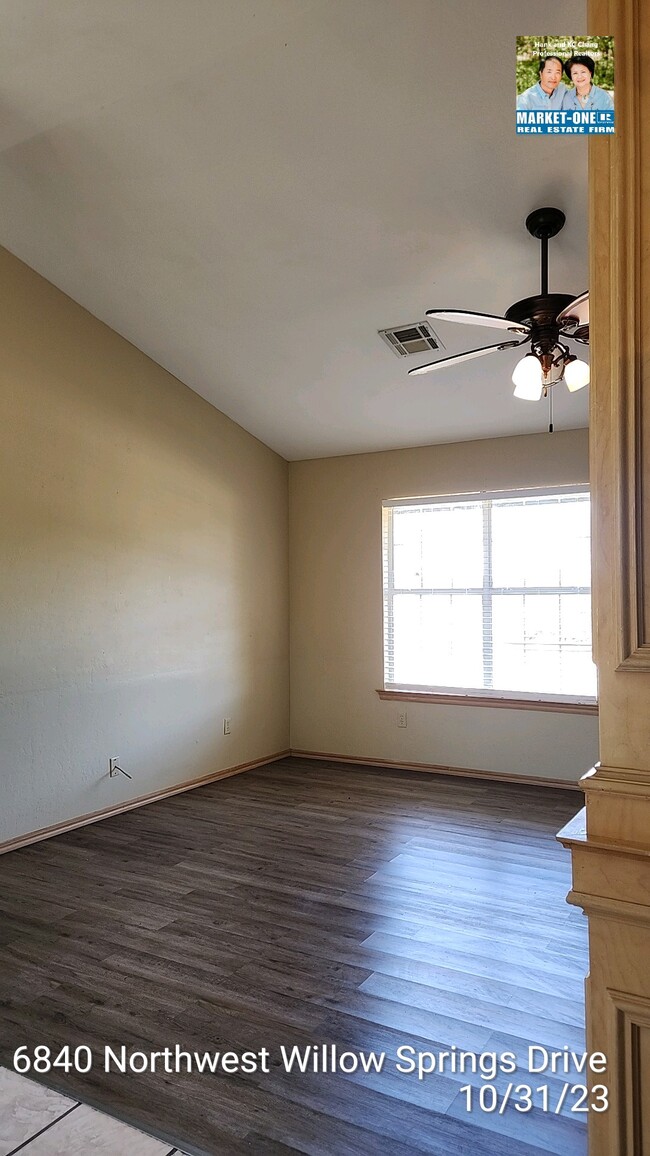 Building Photo - 6840 NW Willow Springs Dr