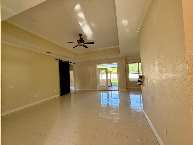 Building Photo - 3269 Hawks Ridge Dr